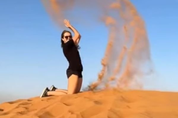 Hummer dune bashing Dubai